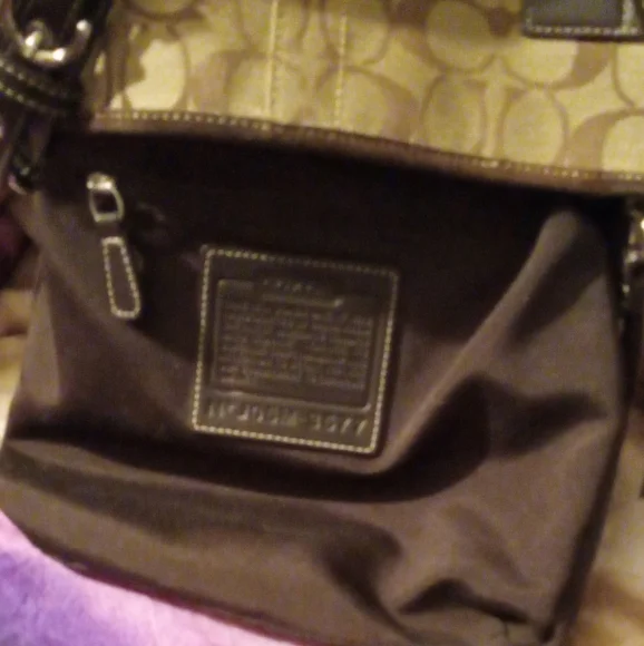 Vintage Coach Soho Brown Suede  EUC Signature Slim Mini Buckle Shoulder Bag - Picture 11 of 11